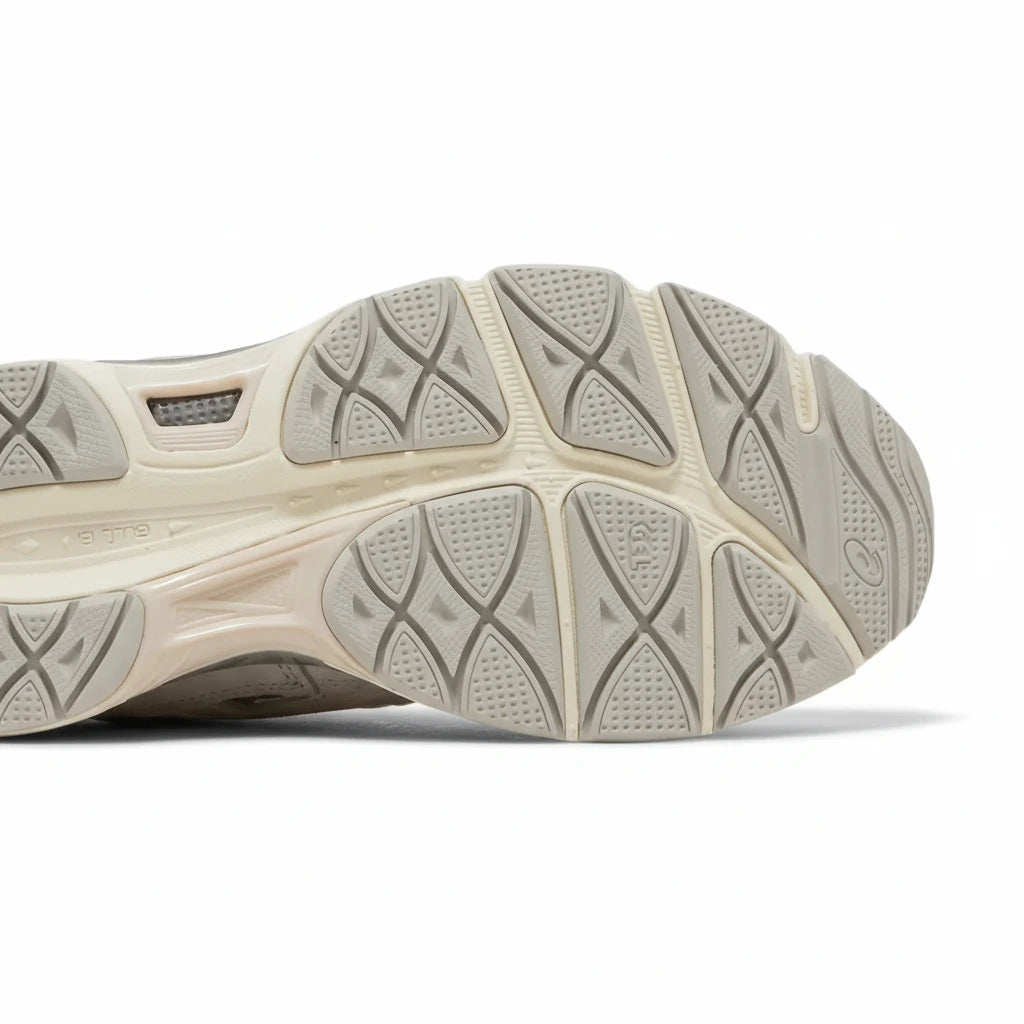 ASICS GEL - NYC Beige - Sneakaddixct
