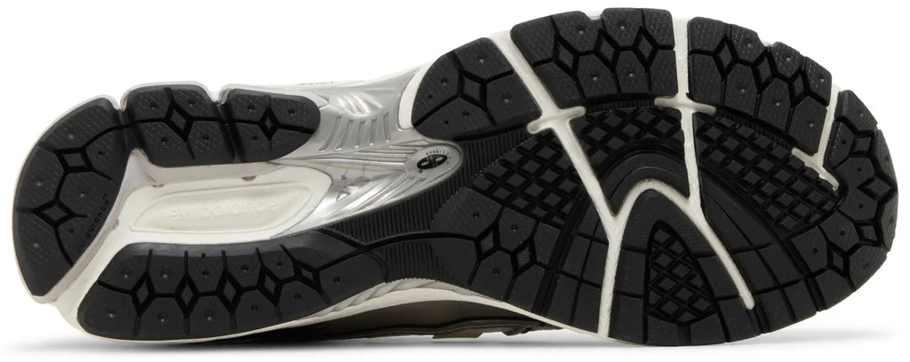 New Balance 1906R Crème Noir