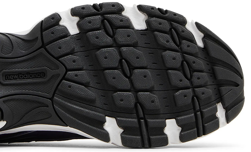 New Balance 740 Blanc Violet