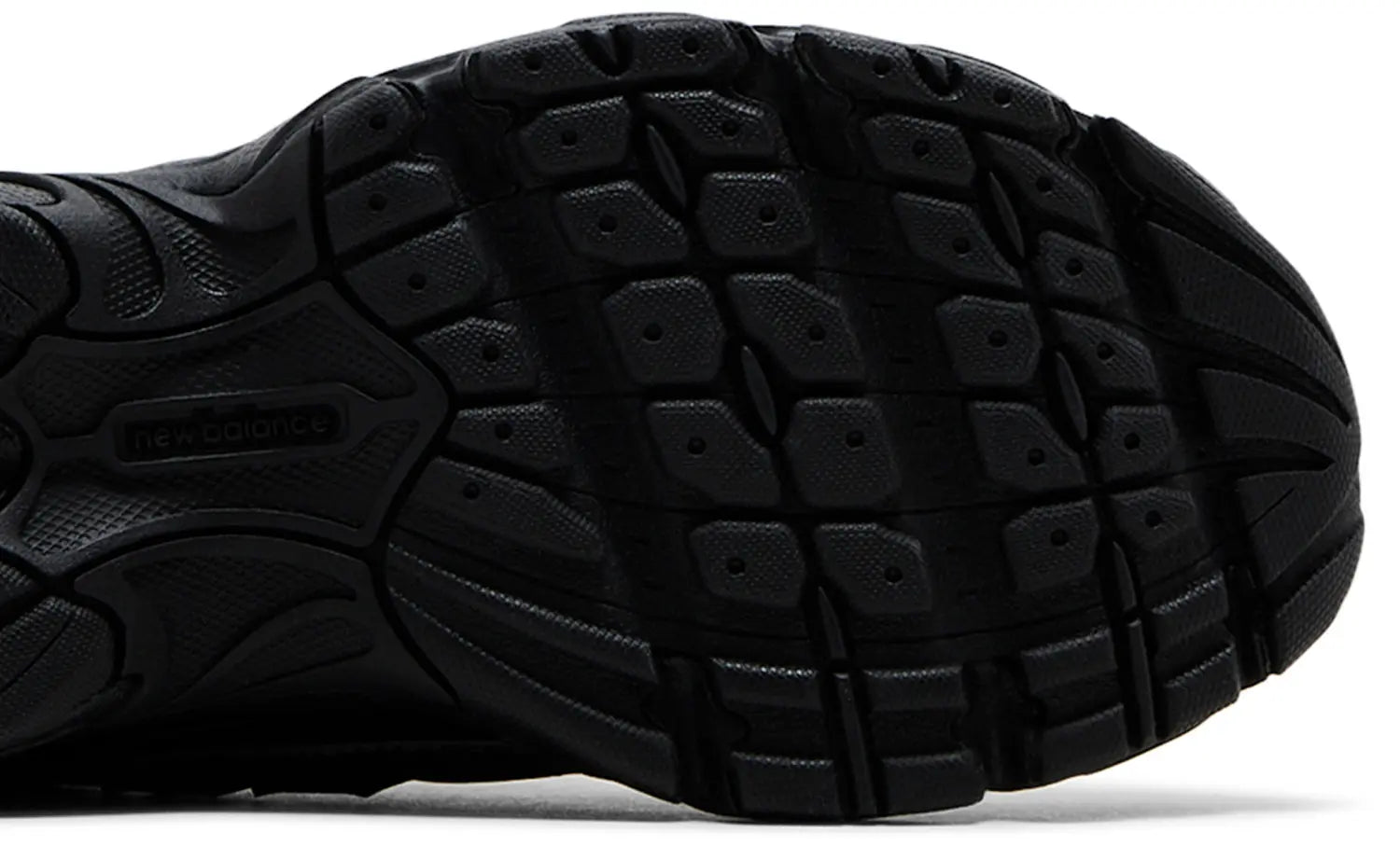 New Balance 740 Noir Gris Métallisé