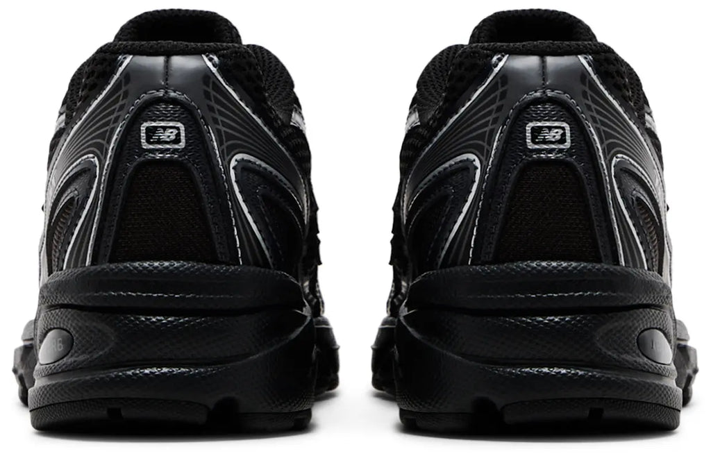 New Balance 740 Noir Gris Métallisé