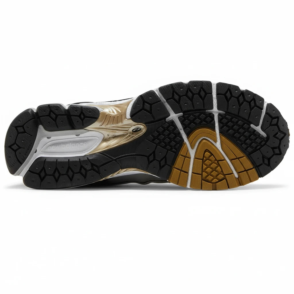 New Balance 1906R Blanc Noir Doré - Sneakaddixct