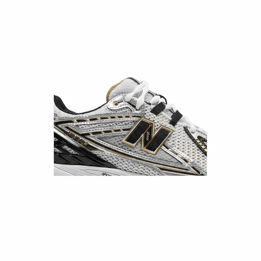 New Balance 1906R Blanc Noir Doré - Sneakaddixct