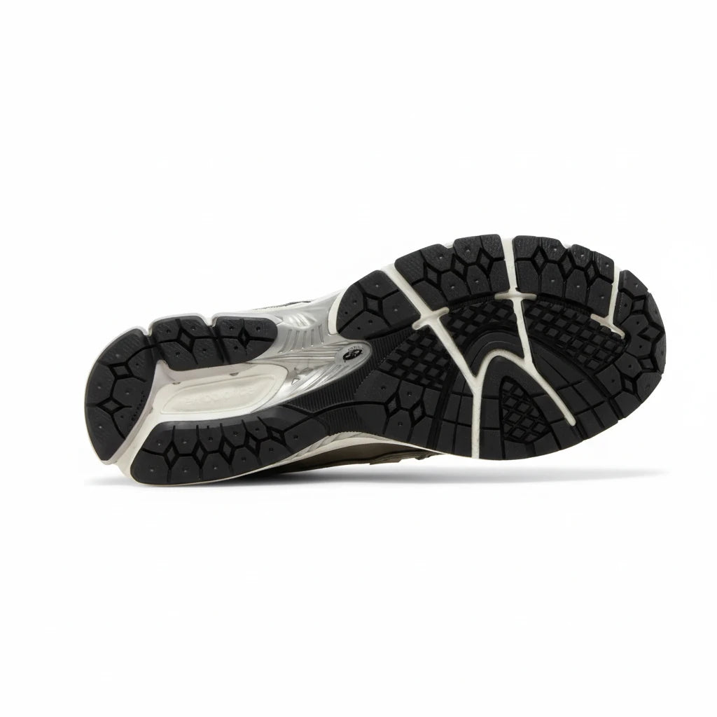 New Balance 1906R Crème Noir - Sneakaddixct