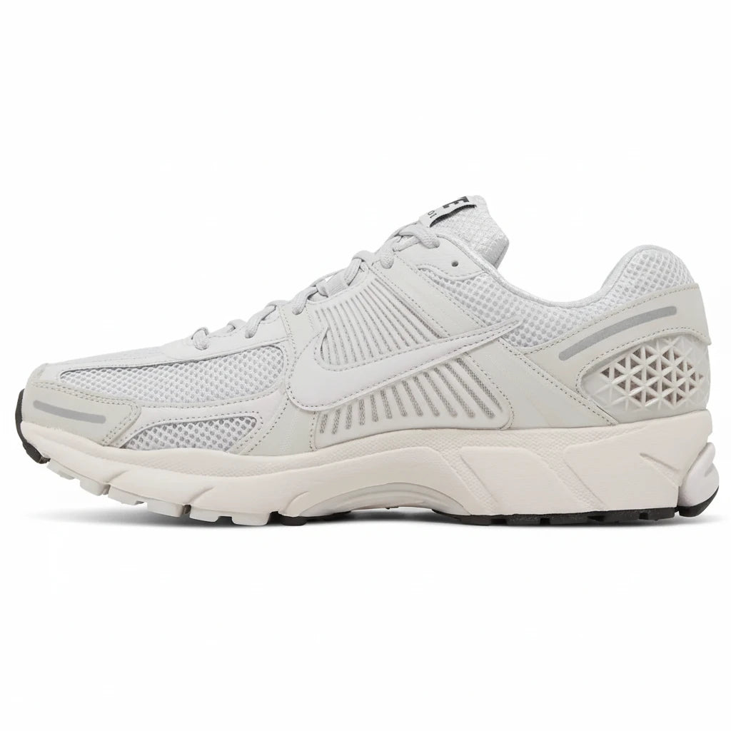 Nike Zoom Vomero 5 Blanc - Sneakaddixct