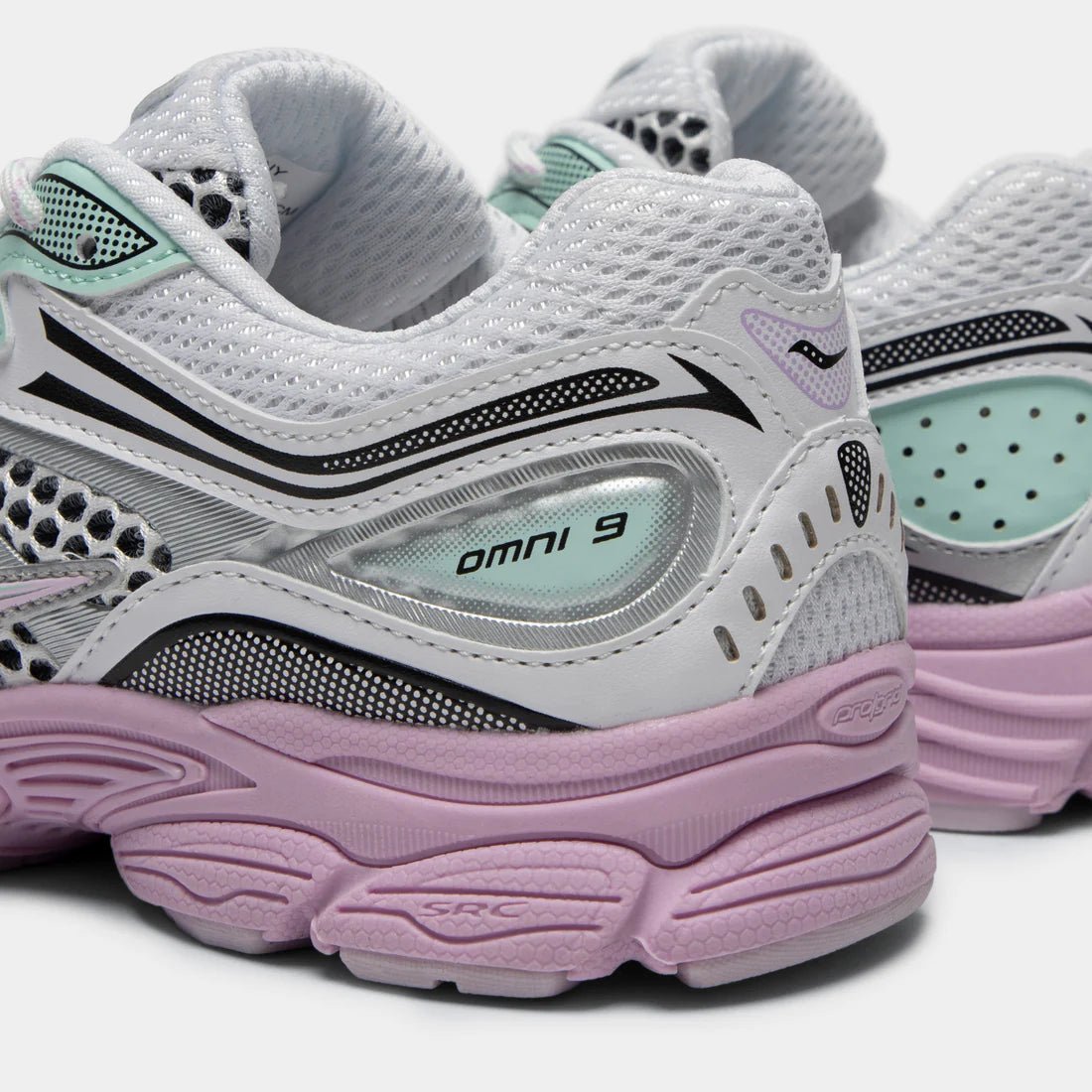 Saucony ProGrid Omni 9 Rose/Blanc/Gris métallique - Sneakaddixct